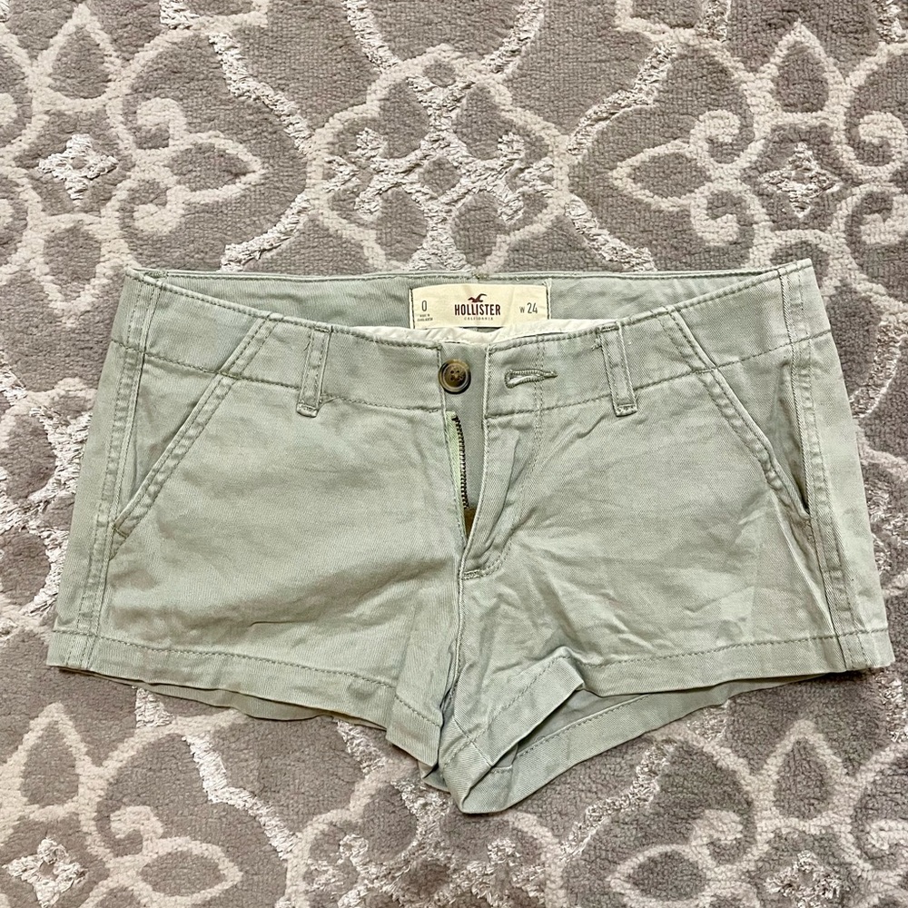 Hollister Green Cargo Shorts Relaxed Fit size 24
